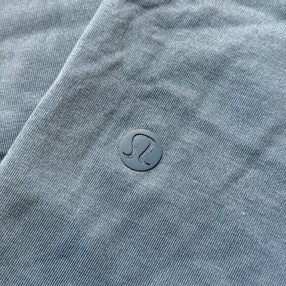 Lululemon Men's The Fundamental T-Shirt - Blue - Picture 2 of 4
